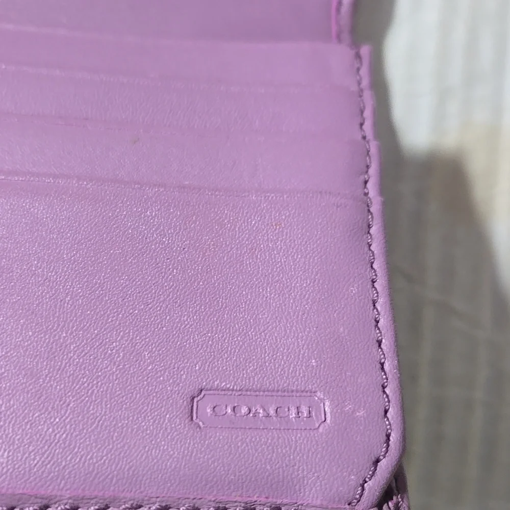Coach Turnlock Wallet - Picture 4 of 11